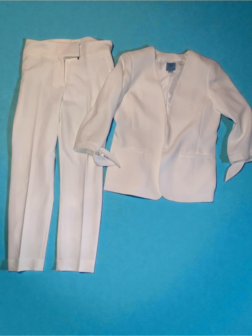 Cece White Women's Blazer sz 4 and Pants sz 6 Set